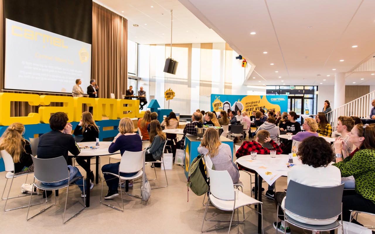 De toekomst begint met een gesprek. — Stichting Carmelcollege, Carmel Meet Up. — foto 6 van 6