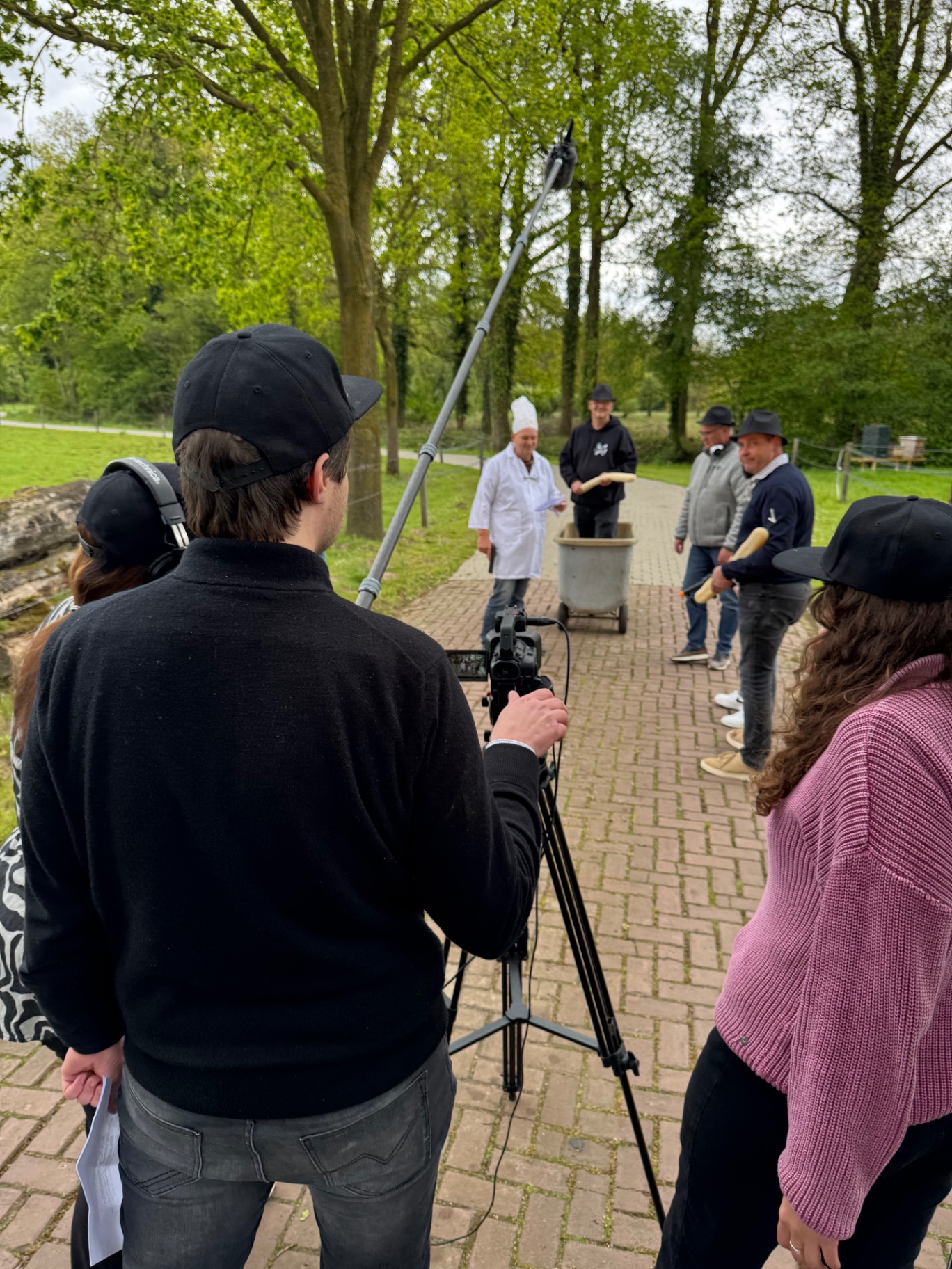 Van collega's naar een filmcrew. — GoStorylab voor Pre Pain, Creatieve teambuilding. — foto 1 van 9