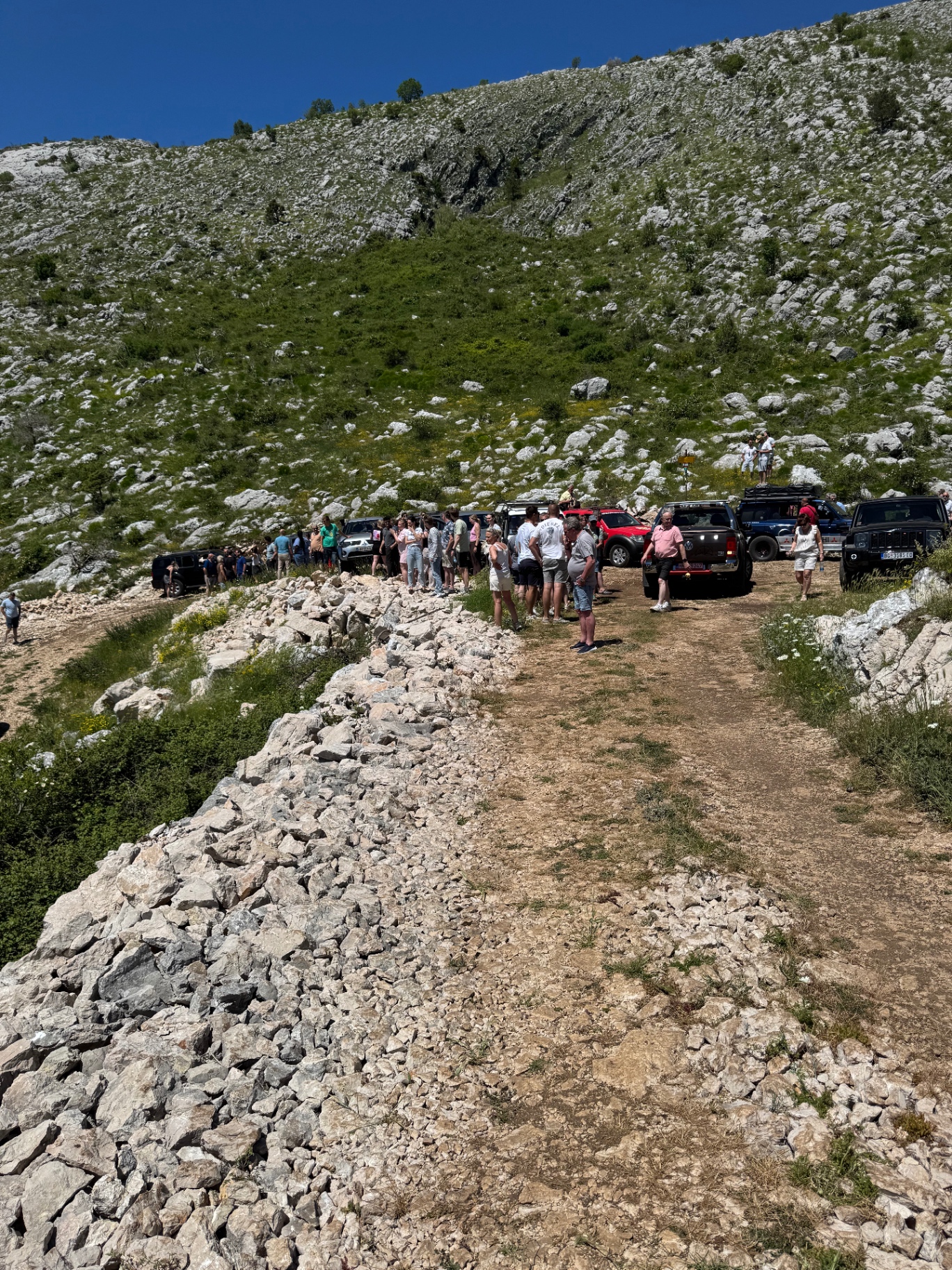 Een jubileum tussen bergen en baai. — Delta Graphics, Jubileumreis Montenegro door evenementenbureau Ik wil Kippenvel