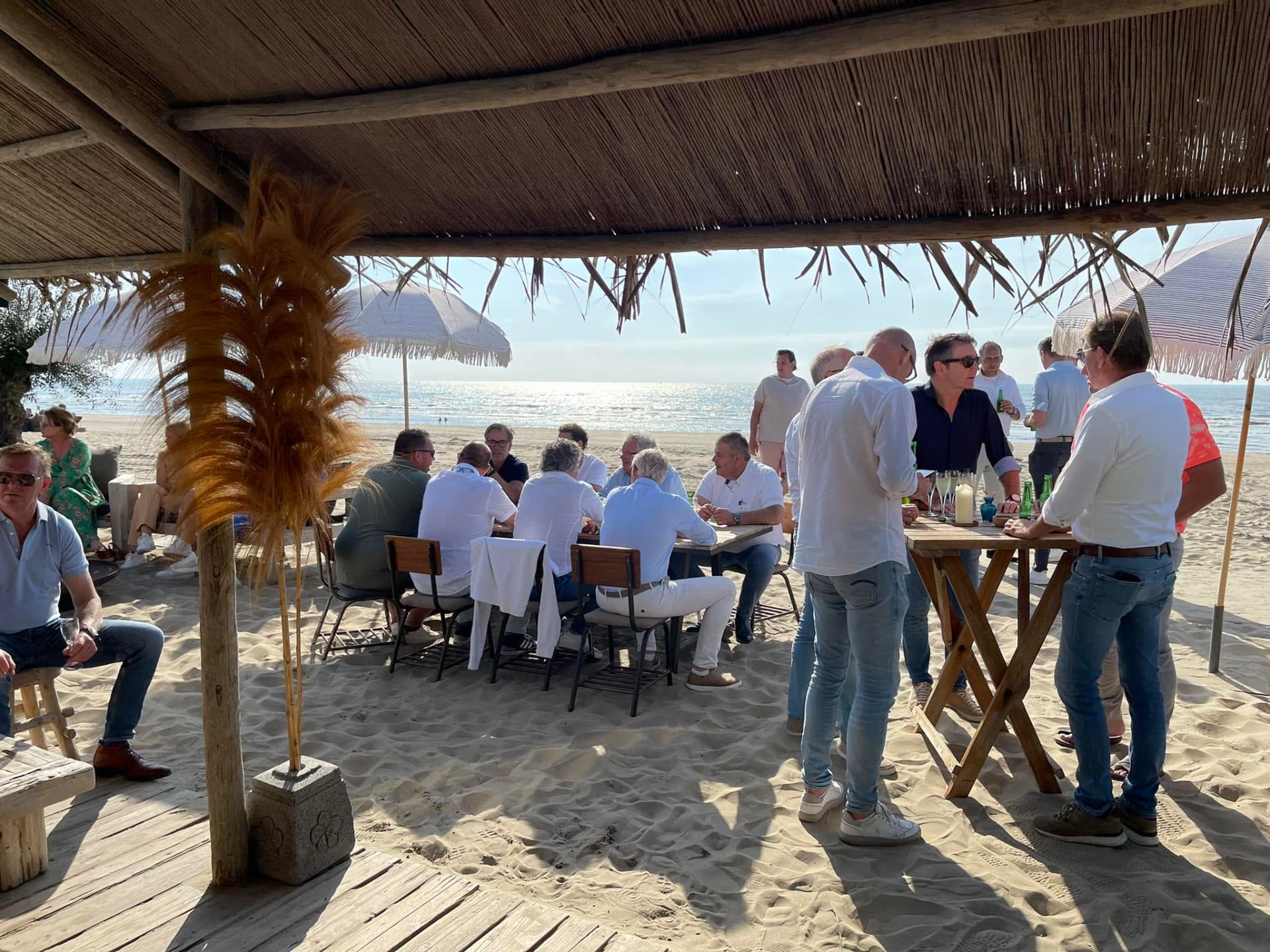 Samen op pad. Dichter bij elkaar. — SV Enter, Businessclubreis | Leiden & Noordwijk. door evenementenbureau Ik wil Kippenvel