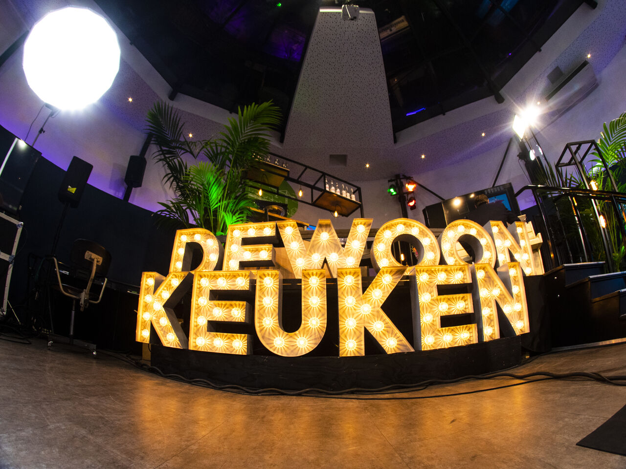 Samen bouwen aan wonen. — Op aanvraag, Vul hier de casus in. door evenementenbureau Ik wil Kippenvel