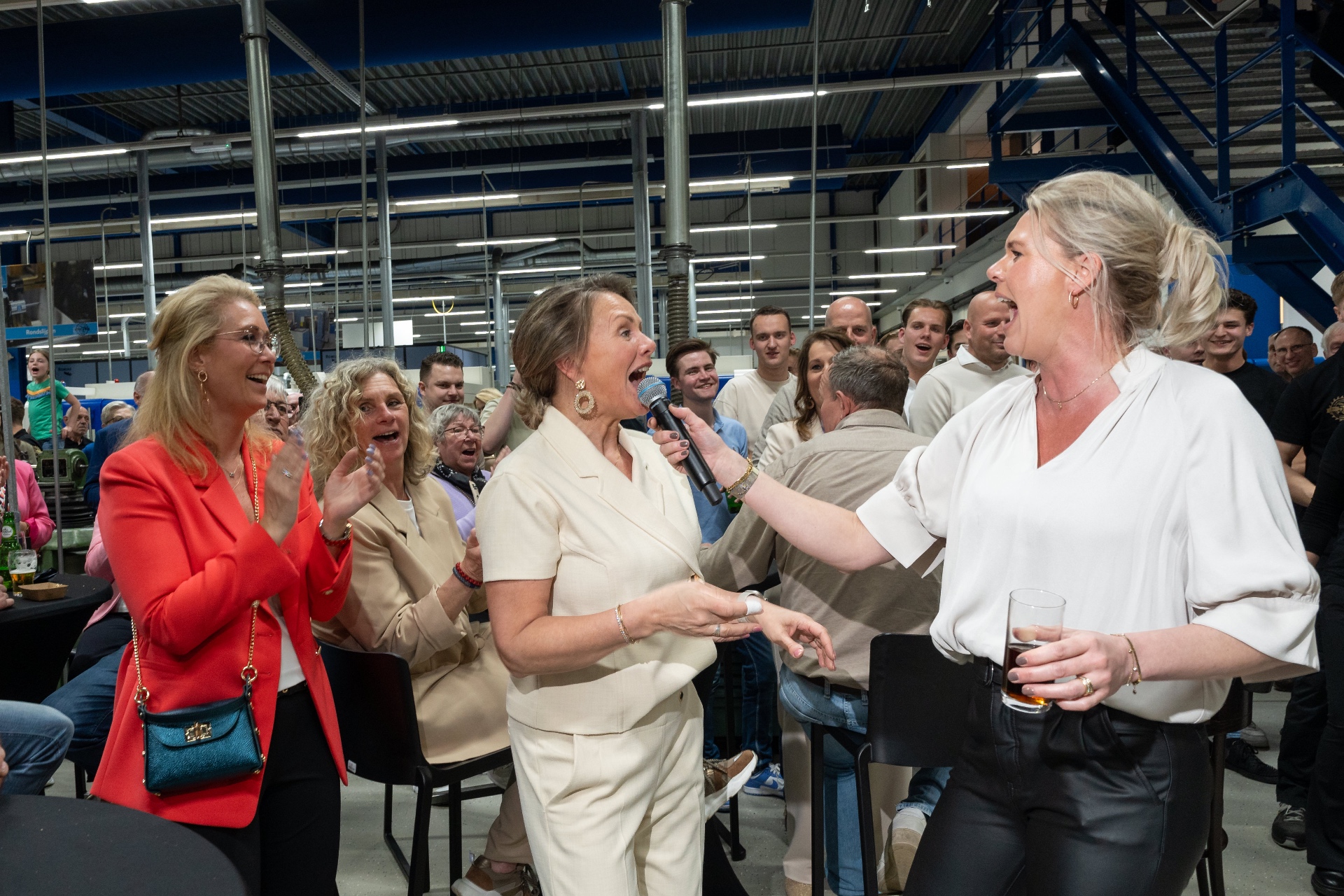 50 jaar vakmanschap. Honderden verhalen. — Slijptechniek Enter & Euromec, 50-jarig jubileum. — foto 2 van 21