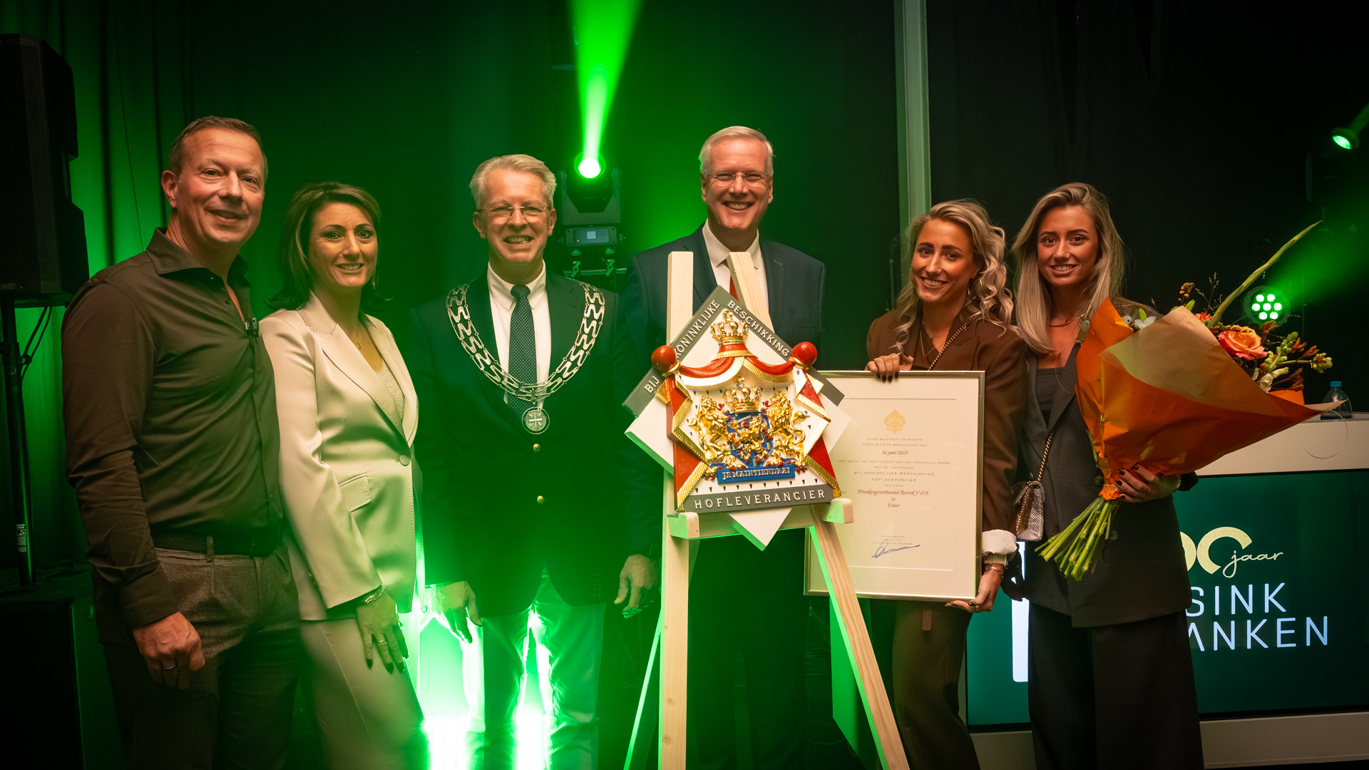 Een eeuw om op te proosten. — Rosink Dranken, 100-jarig jubileum. — foto 4 van 5